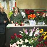 �Il mio amore per i fiori � scoppiato nel 1955 � racconta emozionato Peppino �: all�et� di 22 anni conobbi mia moglie e iniziai a lavorare con suo padre Vincenzo Ricciardi come ambulante, alle spalle del Redentore. Nel 1960 decisi di proseguire da solo e da circa 40 anni mi sono stabilito nell�attuale sede aiutato anche da mia figlia Tonia�